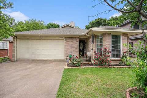 1217 Stone Creek Drive, Mansfield, TX 76063