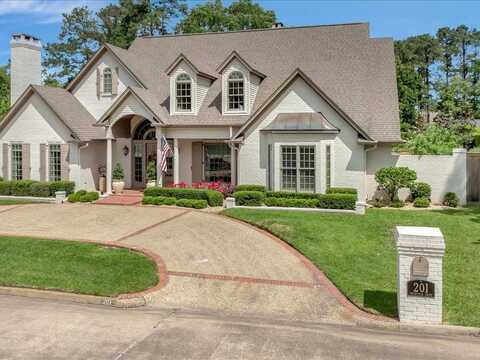 201 Deerfield Drive, Lufkin, TX 75901