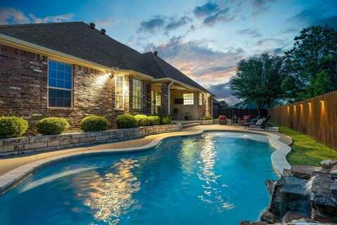 1027 Addison Avenue, Pottsboro, TX 75076