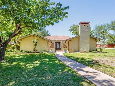 2515 Good Shepherd Drive, Brownwood, TX 76801