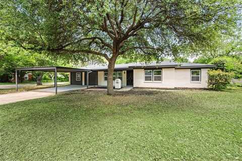 5001 Roxie Street, Haltom City, TX 76117
