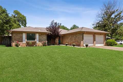 4922 Stage Line Drive, Arlington, TX 76017