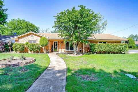 7800 Colfax Lane, Fort Worth, TX 76134