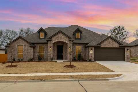 612 Alaina Drive, DeSoto, TX 75115