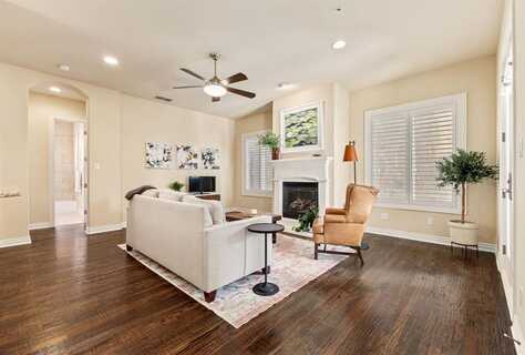 2811 Hood Street, Dallas, TX 75219