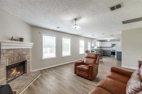 4504 Courtside Drive, McKinney, TX 75070