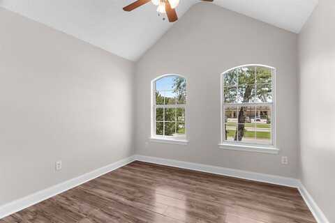 1014 S Ballard Avenue, Wylie, TX 75098