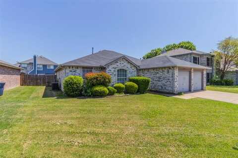 8517 Rain Forest Lane, Fort Worth, TX 76123