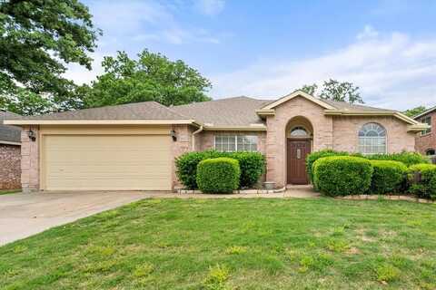 405 Londonderry Lane, Mansfield, TX 76063