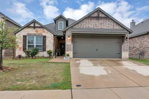 1728 Rio Secco Drive, Fort Worth, TX 76131