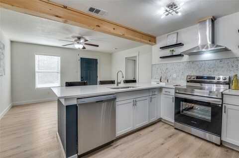 507 NE 35th Street, Grand Prairie, TX 75050