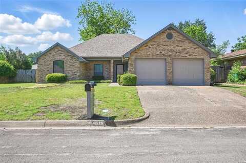 4613 Applewood Road, Fort Worth, TX 76133