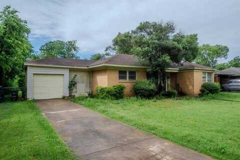 4244 Winfield Avenue, Fort Worth, TX 76109