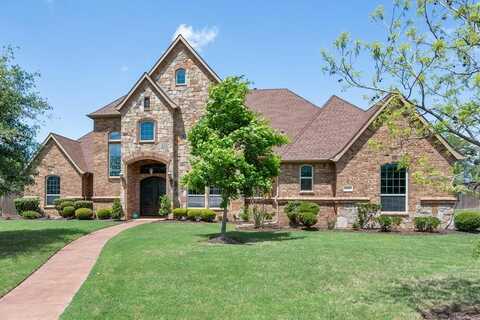 1038 Falcon Nest Drive, Kennedale, TX 76060