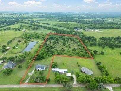 224 Skrivanek Road, Ennis, TX 75119