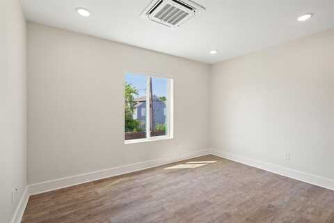 4625 Virginia Avenue, Dallas, TX 75204