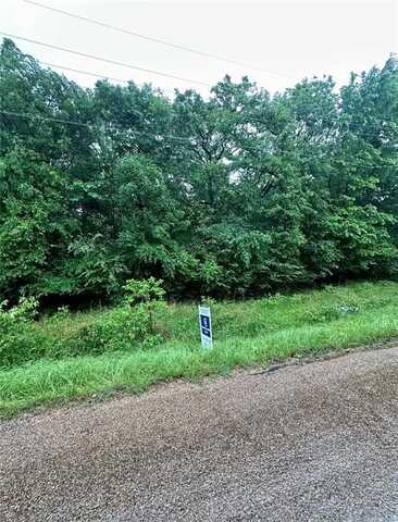 124 Beachwood Drive, Mabank, TX 75156