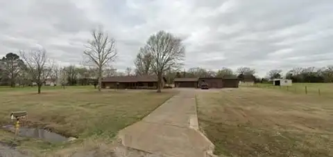 7942 Fm 859, Edgewood, TX 75117