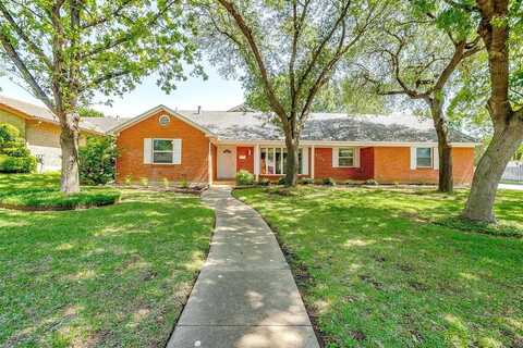 6237 Whitman Avenue, Fort Worth, TX 76133