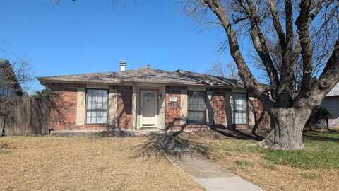 9013 Vagas Drive, Rowlett, TX 75088