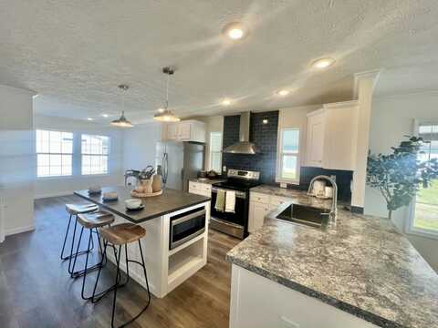 34873 Minnow Lane, Zephyrhills, FL 33541