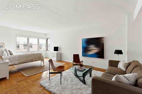 11 Fifth Avenue, New York, NY 10003