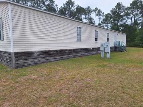 1134 Kelly Dr, Hinesville, GA 31313