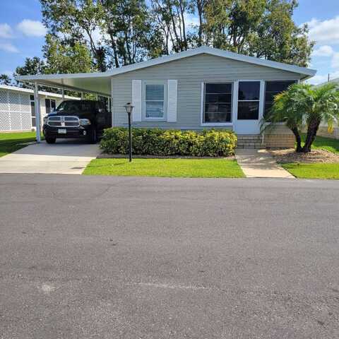 320 Town & Country Blvd, Sebring, FL 33870