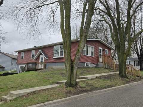 406 Viking Terrace, Northfield, MN 55057