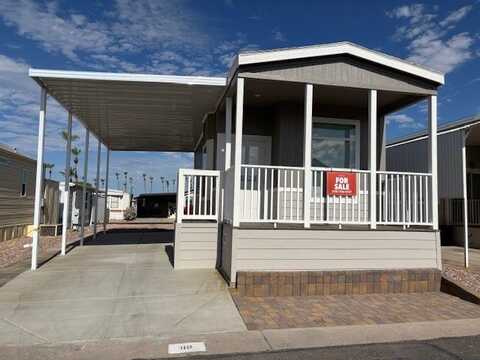 702 S. Meridian Rd., Apache Junction, AZ 85120