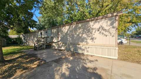 2208 E Lockwood, Wichita, KS 67216