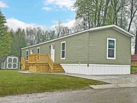 6074 Deerfield Rd, Loveland, OH 45140
