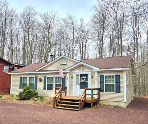 127 Maxatawny Dr, Pocono Lake, PA 18347