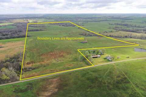 NW 128th St, Modena, MO 64679