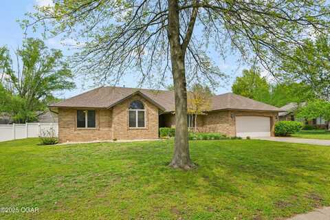 1009 Dewey Short Court, Carthage, MO 64836