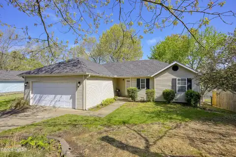 404 E Daugherty, Neosho, MO 64850