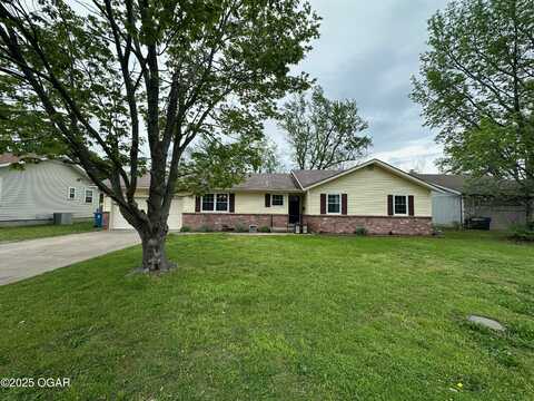 3013 Massachusetts Avenue, Joplin, MO 64804