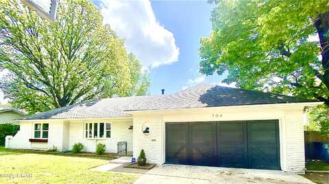 704 Jennison Place, Carthage, MO 64836