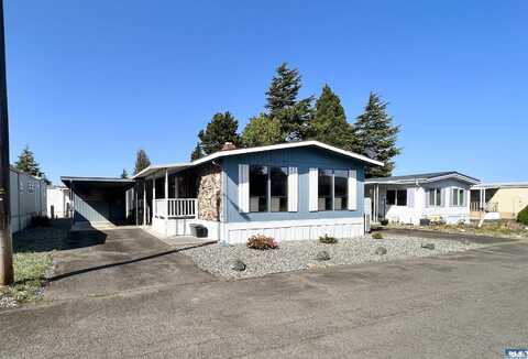 610 W Spruce St., Space 107, Sequim, WA 98382