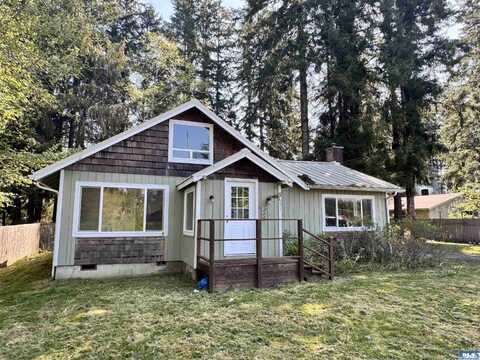 651 Olympic Drive, Forks, WA 98331