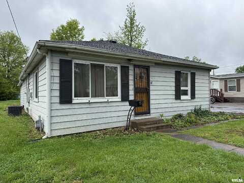 809 W CHESTNUT Street, Marion, IL 62959