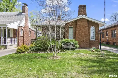 2128 S STATE Street, Springfield, IL 62704