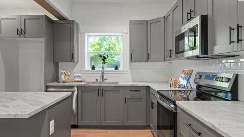 215 E Oak Street, Walla Walla, WA 99362