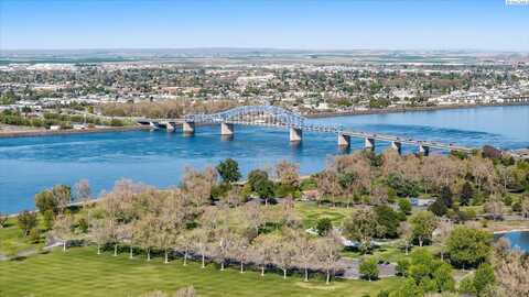 2509 W Canal Drive, Kennewick, WA 99336