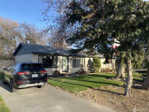 631 S 13th Ave, Othello, WA 99344