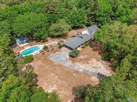 6205 Aster St, Milton, FL 32570