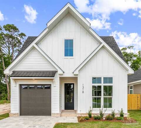 1318 E Fisher St, Pensacola, FL 32503