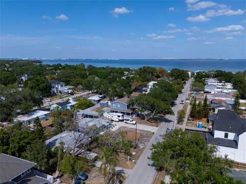 3021 W HELEN AVENUE, TAMPA, FL 33611