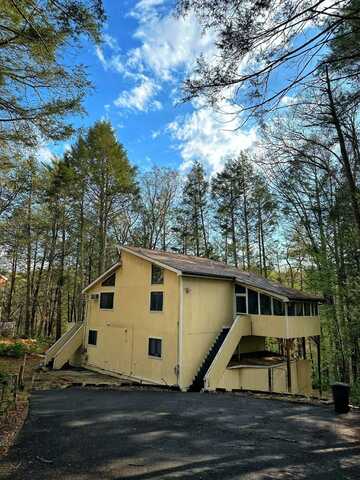 207 Manchester Drive, Bushkill, PA 18324