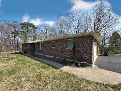 104 Sunset Drive, Mount Pocono, PA 18344